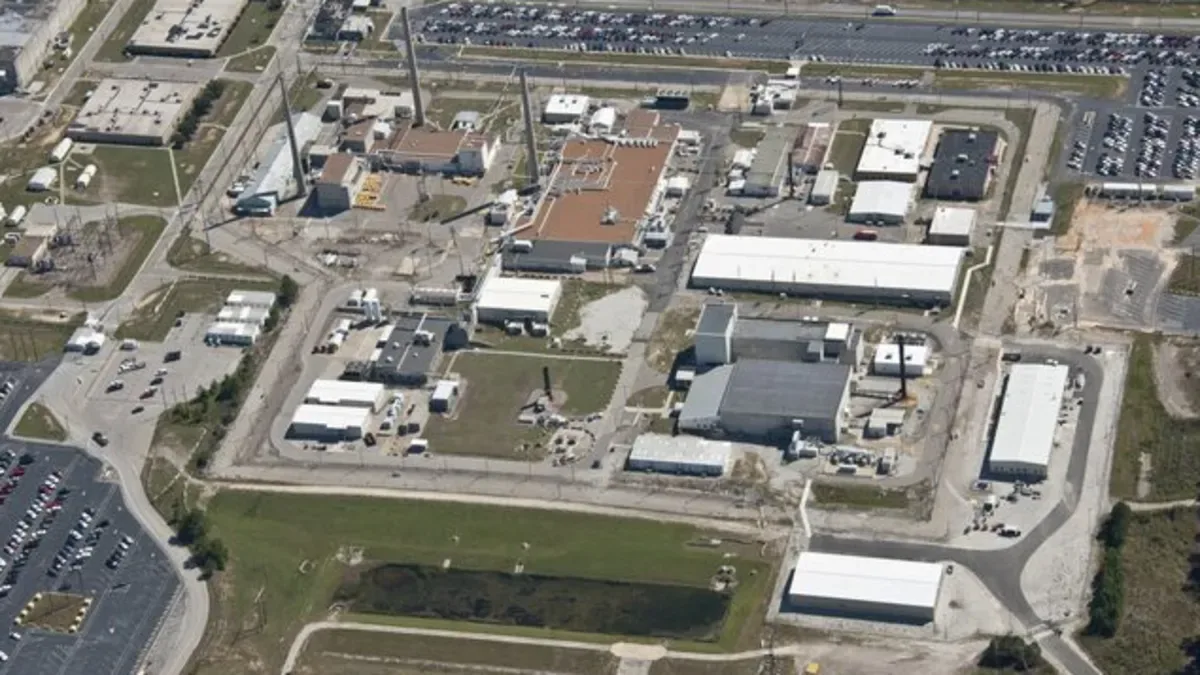 Brand in kernlaboratorium in South Carolina verwondt één persoon; geen straling vastgesteld