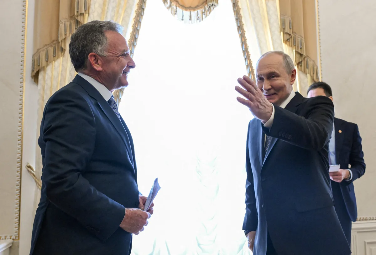 Russia, Ukraine and US Plan November Peace Talks in Abu Dhabi, Kremlin Says