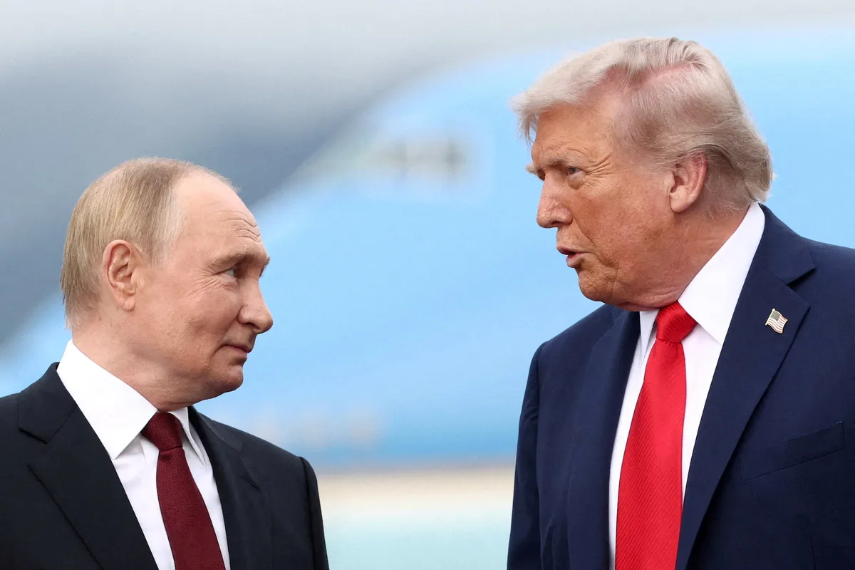 Putin ve Trump 90 dakika görüştü ve telefonu aynı anda kapattı