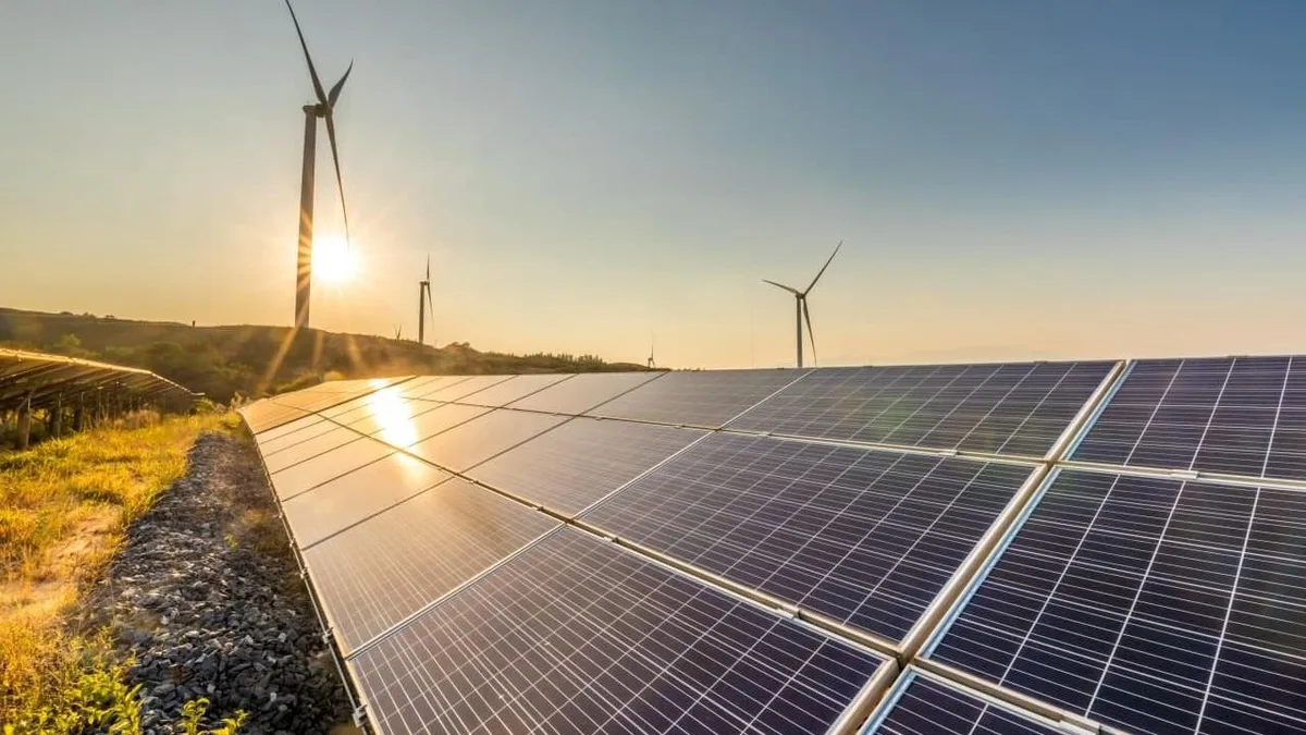 Turkey Targets 70% Renewable Energy Share by 2040, Bayraktar Says