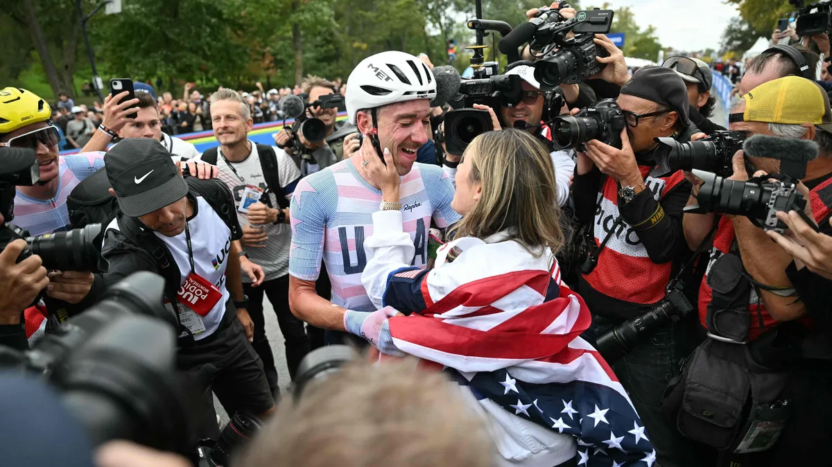 Brandon McNulty remporte le championnat du monde, premier champion américain depuis Armstrong
