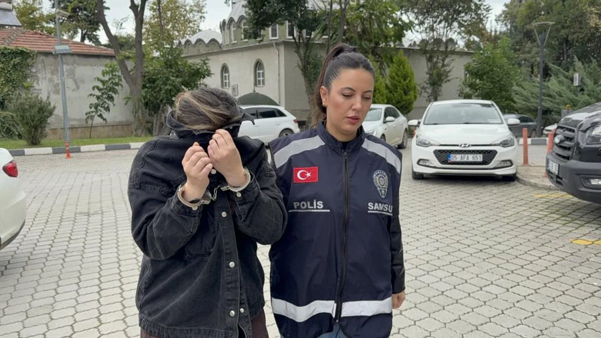 Verzorgster in Samsun vastgezet na overboeking van 78.000 lira; ook goud als vermist opgegeven
