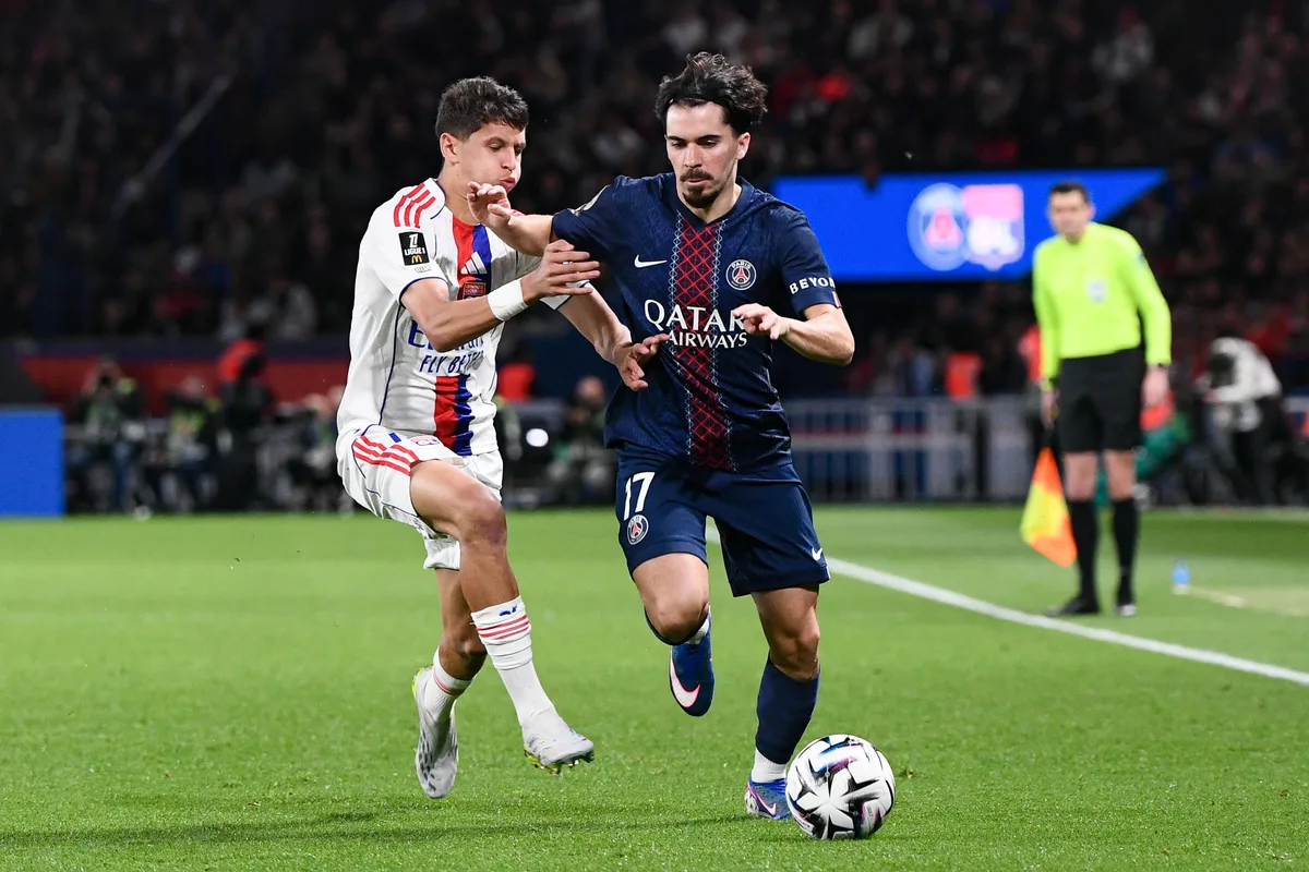 PSG-Lyon Ligue 1 maçı, Paris'teki güvenlik endişeleri nedeniyle ertelenebilir