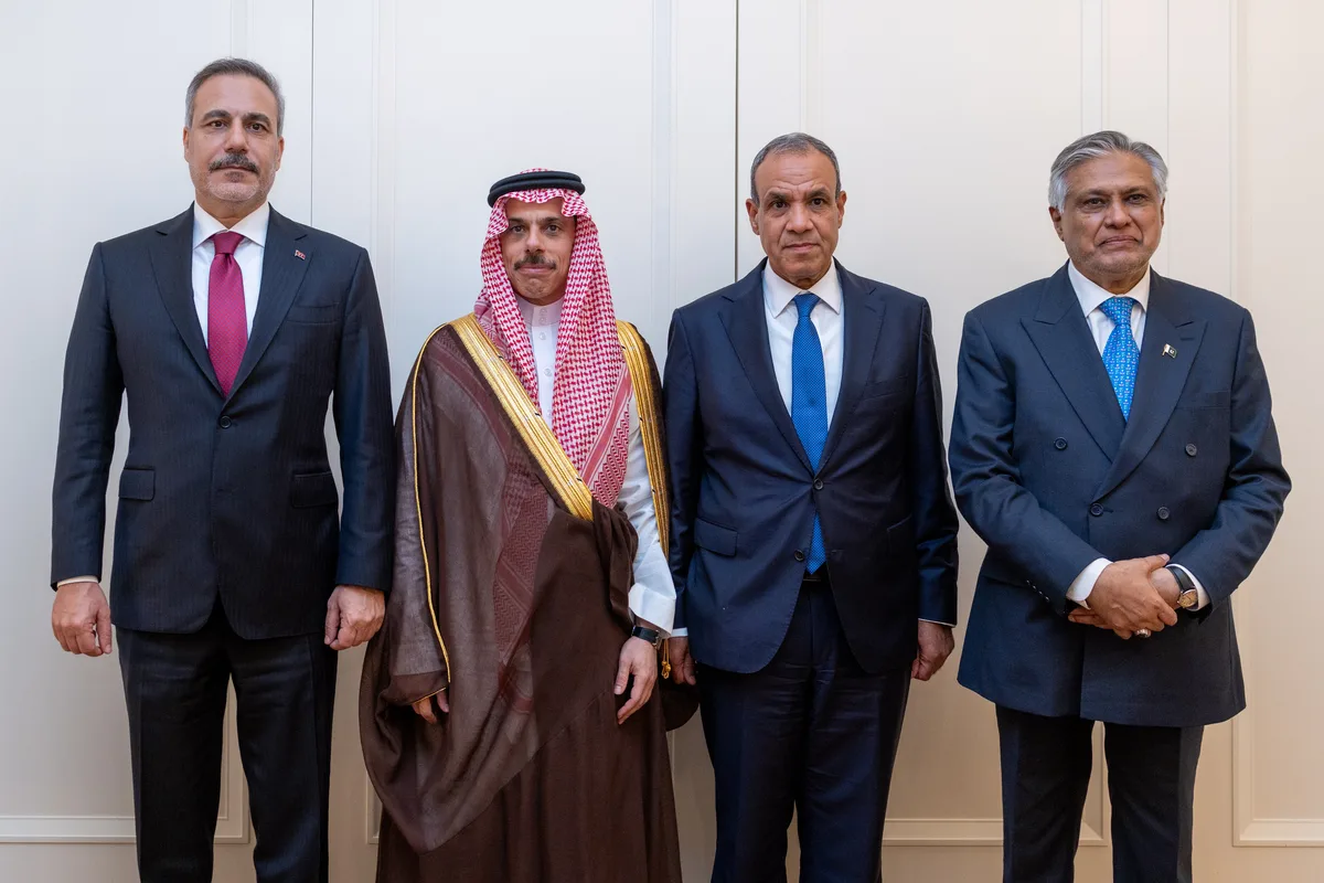 Turkije, Egypte, Pakistan en Saoedi-Arabië veroordelen aanvallen op Riyad