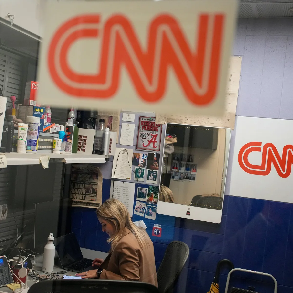 CNN, MS NOW en Politico breiden rechtszaak uit tegen toegangsbeperkingen van het Witte Huis