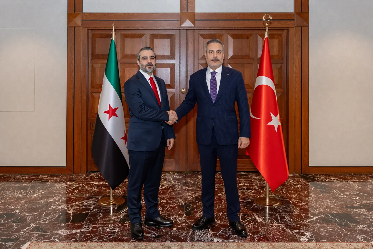 Der türkische Außenminister Hakan Fidan trifft seinen syrischen Amtskollegen