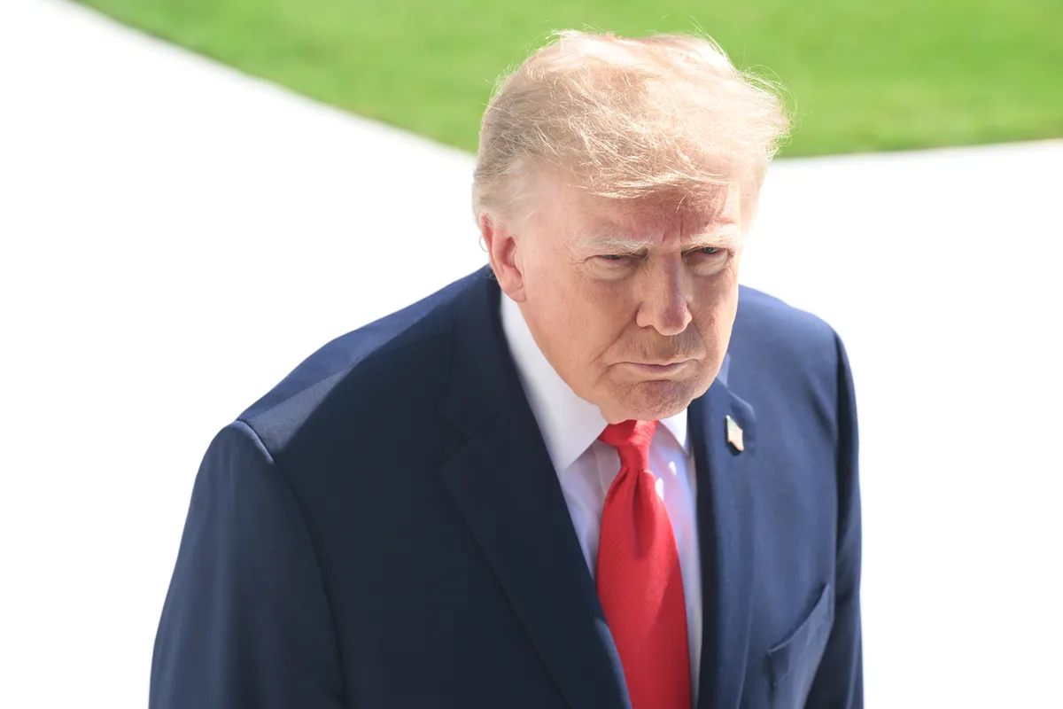 Trump indica un punto di decisione sull'Iran: 'Percorso facile o difficile'