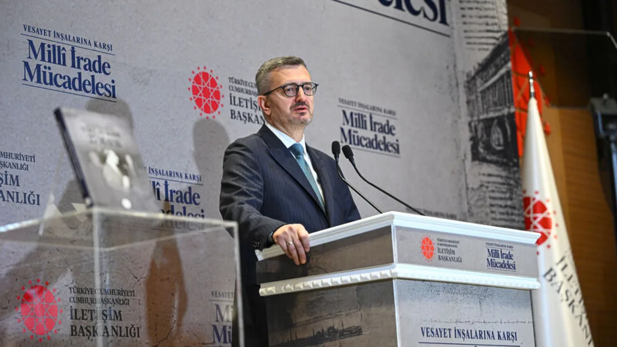 Turkije zal nooit coups of coupplegers toestaan, zegt communicatiedirecteur Duran