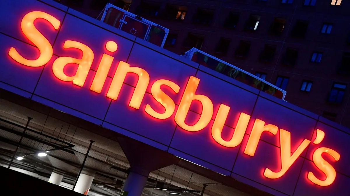 Sainsbury's y Morrisons discutieron una posible fusión este año