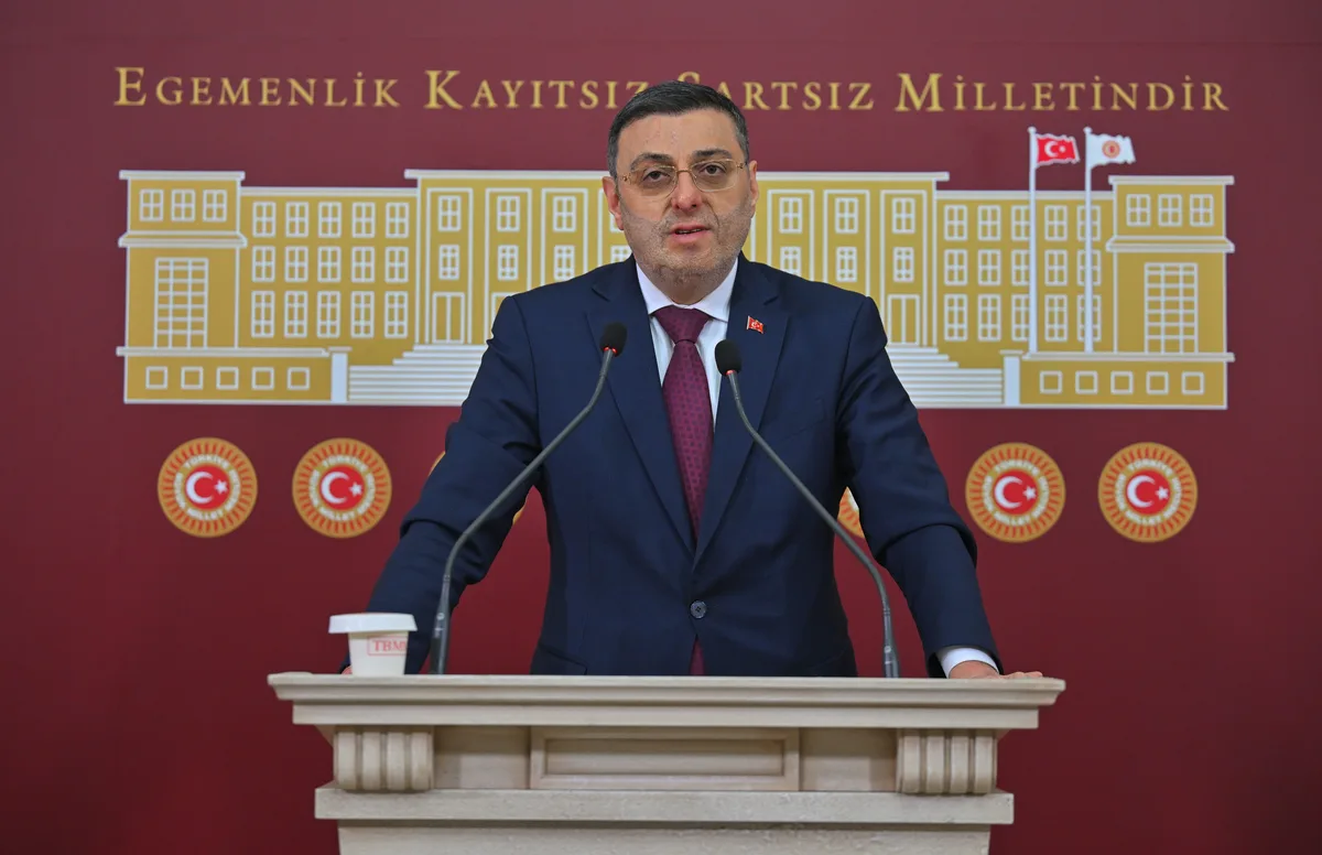 Serkan Bayram se disculpa por declaraciones engañosas sobre investigaciones de fondos