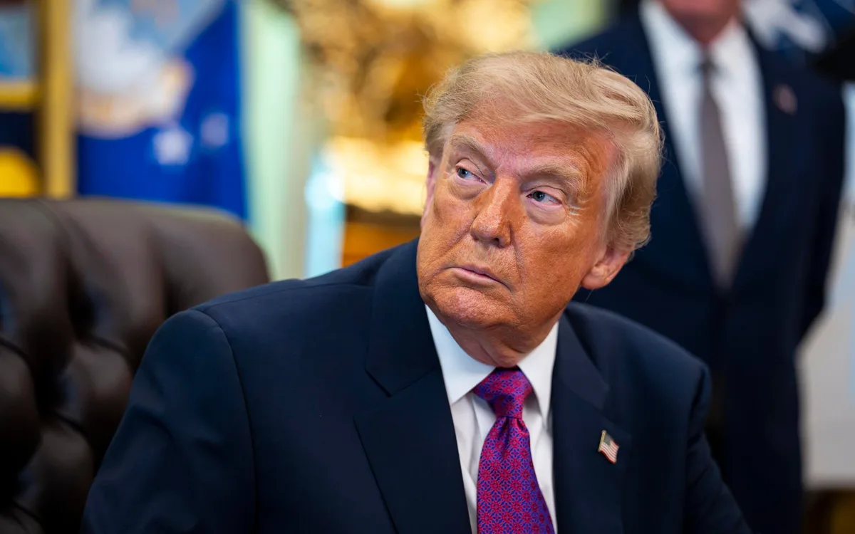 Trump sagt, Frankreich „brennt“, und fordert das Land auf, seine Grenzen zu schließen