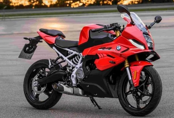 La BMW F 450 RR arriverà sul mercato in Turchia a maggio 2027