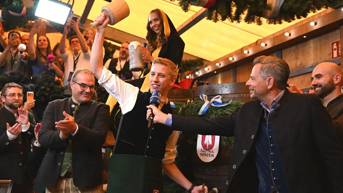 Munich's 191st Oktoberfest Opens with Traditional Ceremony