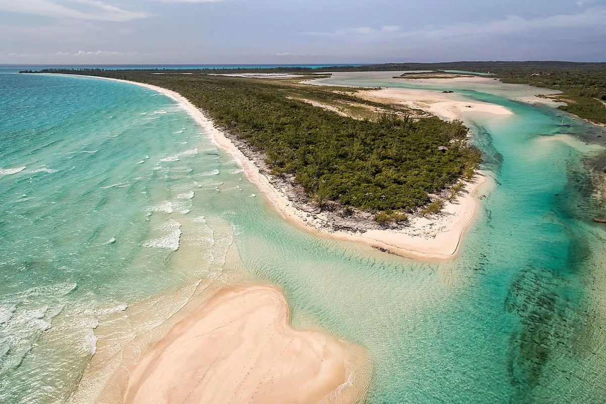 British Mother Drowns in Bahamas While Trying to Save Children Swept Out to Sea