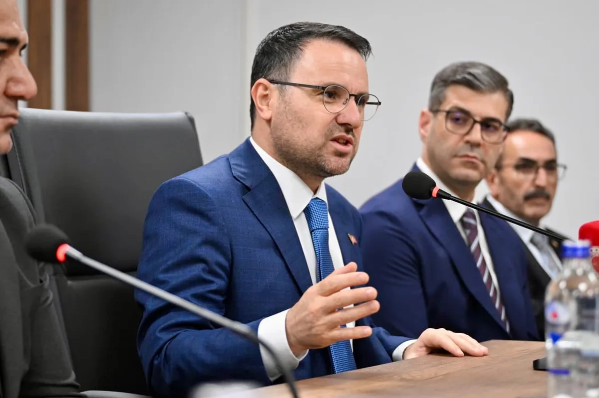 Türkiye Adalet Bakanı: Terörle mücadele yasası için örgüt dağıtılmalı