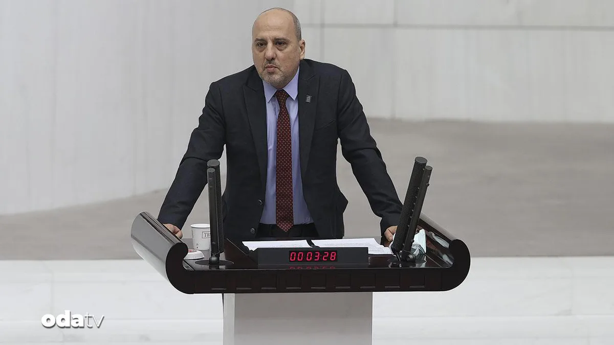 Le député turc Ahmet Şık sort de l’hôpital après un traitement cardiaque et espère reprendre son travail