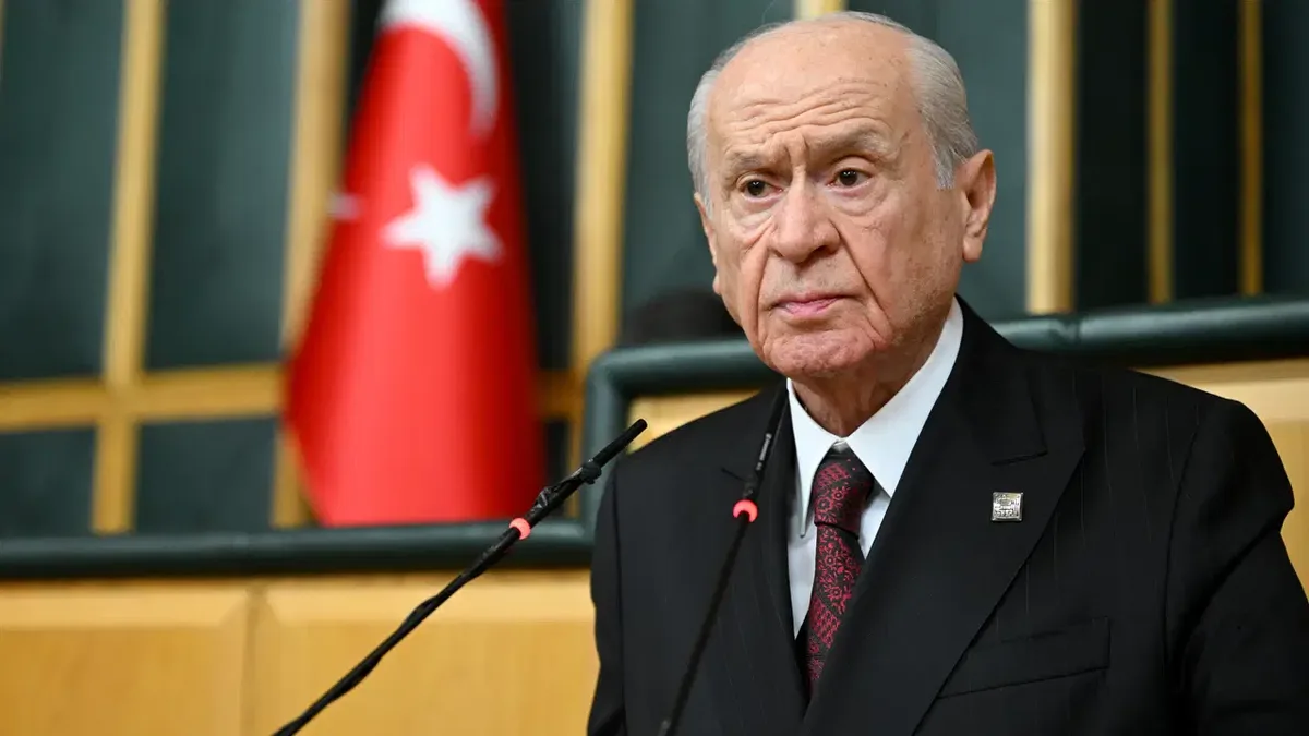 Devlet Bahçeli Azerbaycan'a destek verdi ve iç hukukuna saygı çağrısı yaptı
