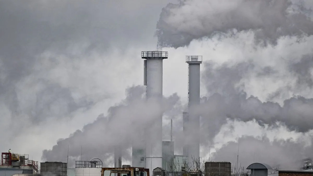 L’UE vuole prevenire forti oscillazioni dei prezzi del carbonio per l’industria