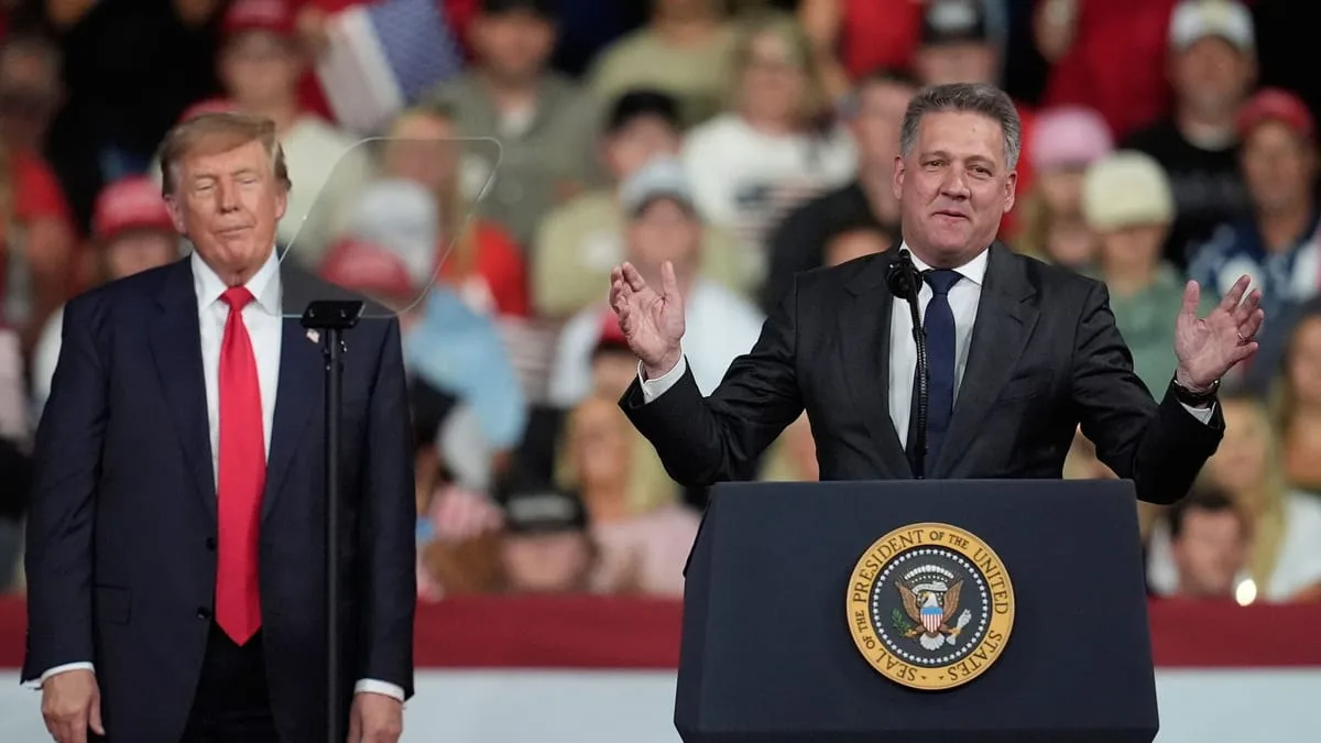 Audi-topman krijgt kritiek om optreden met Trump; expert wijst op bredere plichten