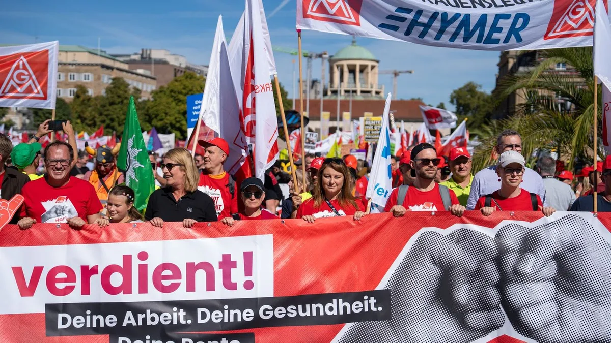 Des dizaines de milliers manifestent à travers l'Allemagne pour le bien-être social