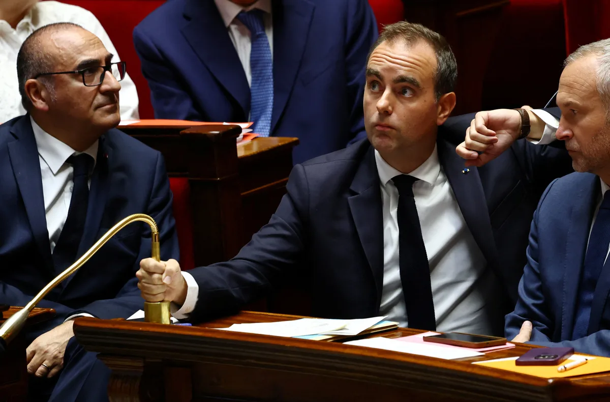 Der französische Premierminister Sébastien Lecornu spricht über Jugendmobilisierung und wirtschaftliche Themen