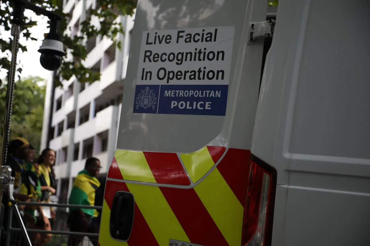 La polizia metropolitana di Londra userà il riconoscimento facciale in tempo reale per Chelsea-Tottenham
