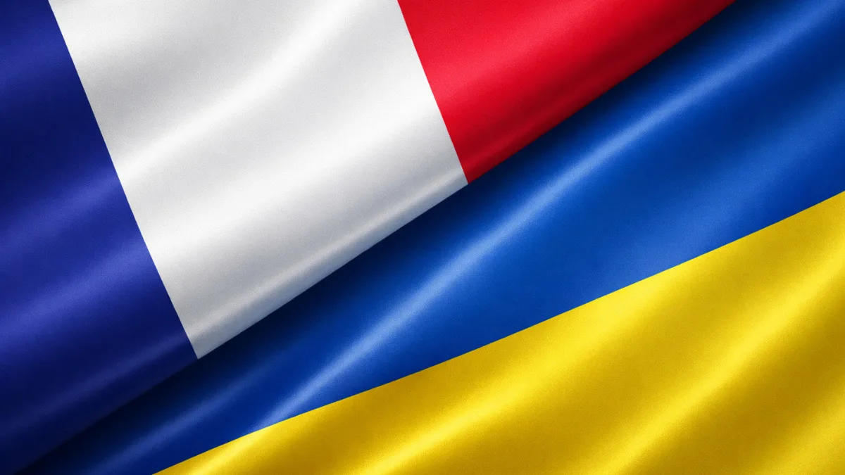 La France fournira des systèmes de défense aérienne à l'Ukraine, annonce Macron