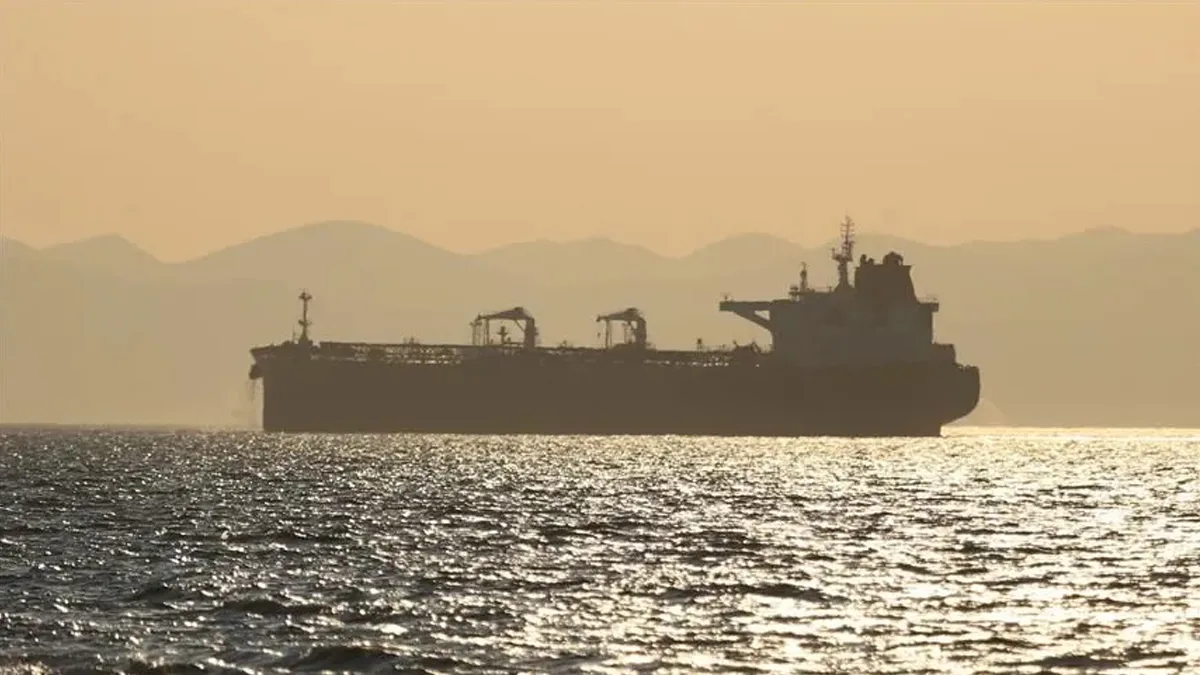 USA affermano 1 miliardo di barili di petrolio esportati tramite lo Stretto di Hormuz; l'Iran nega