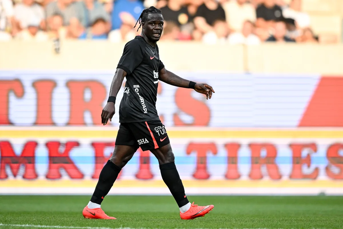 Le joueur de Beşiktaş Junior Olaitan rentre à Istanbul après son rassemblement avec la sélection