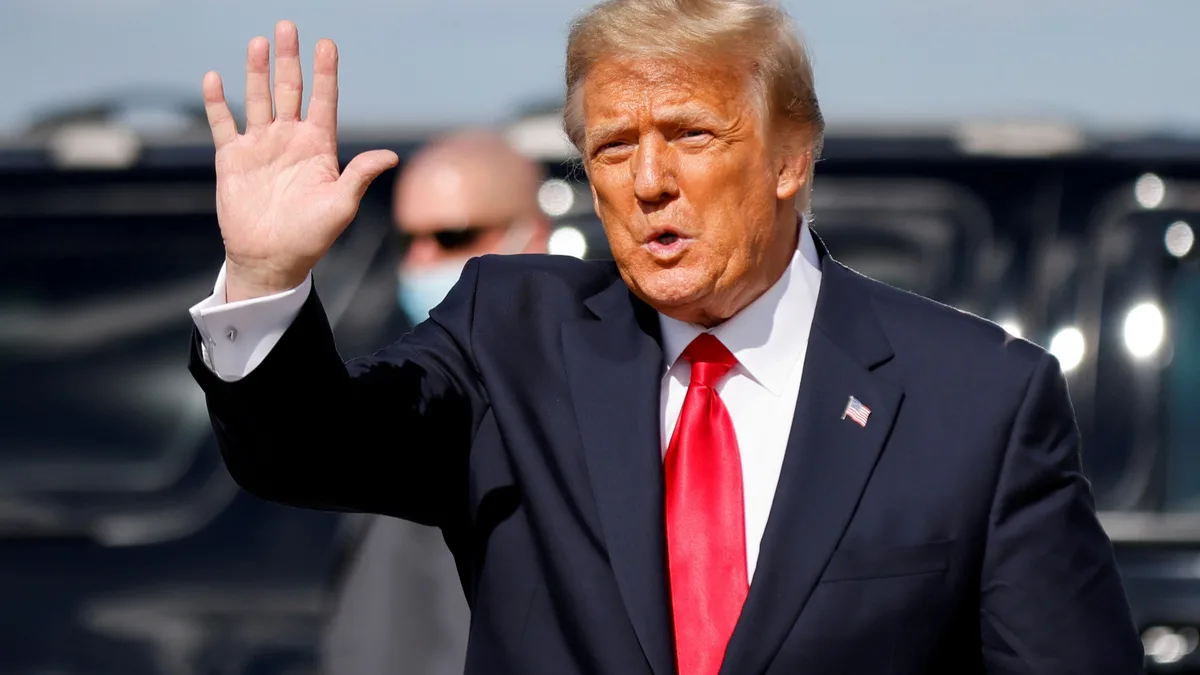 Trump a acheté pour 1 à 5 millions de dollars d’obligations SpaceX avant d’approuver la politique spatiale américaine