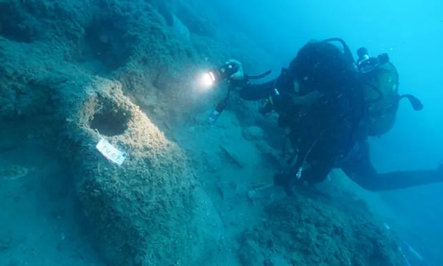 Archeologi trovano al largo della Turchia un relitto che potrebbe essere il più antico del mondo