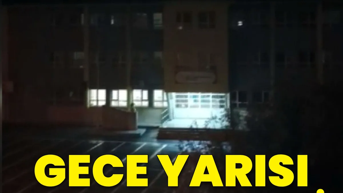 Musica e inni risuonano a mezzanotte in tre scuole di Istanbul