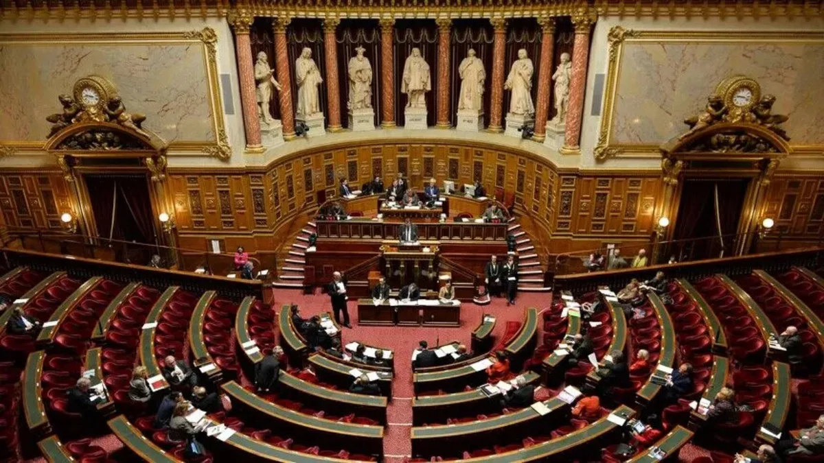 Le vote commence pour les élections partielles du Sénat en France pour 178 sièges