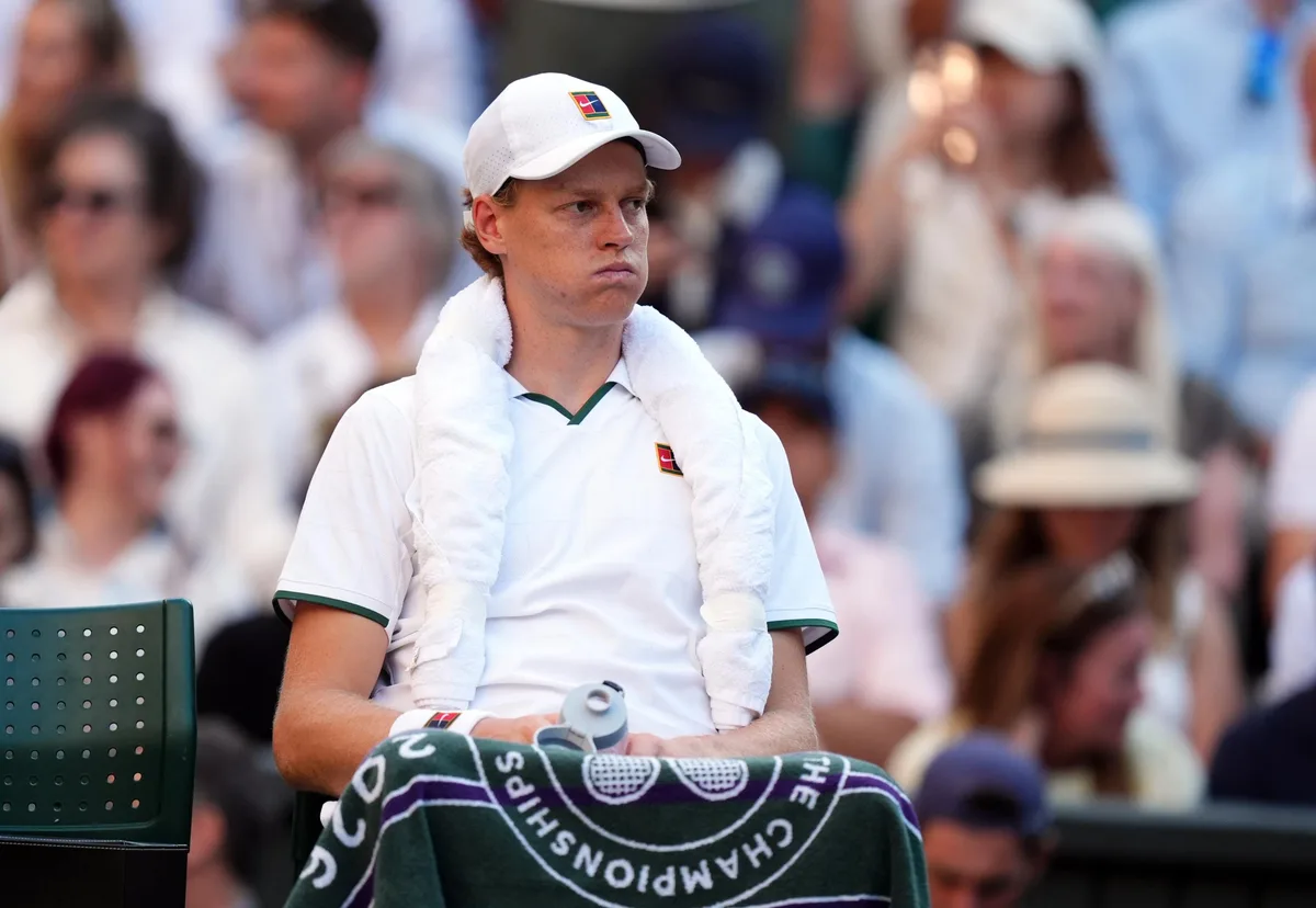 Jannik Sinner, Shanghai Masters'tan çekildi, Zverev'in 1 numara olma şansları arttı