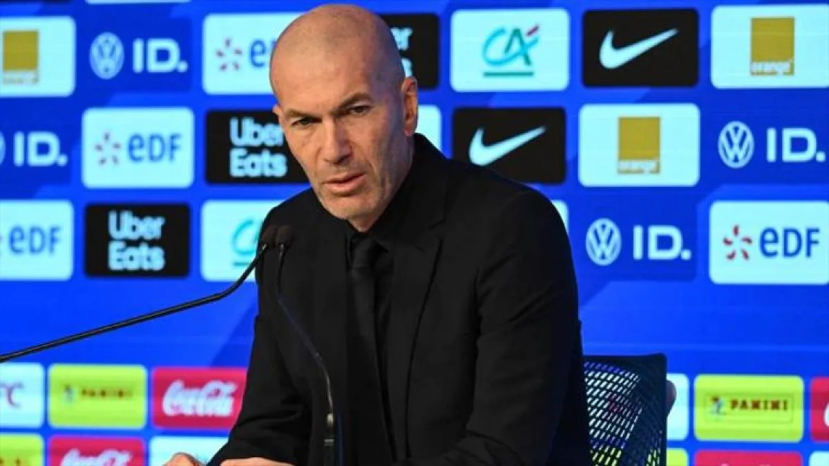 Zinedine Zidane listo para el primer partido de Francia contra Turquía