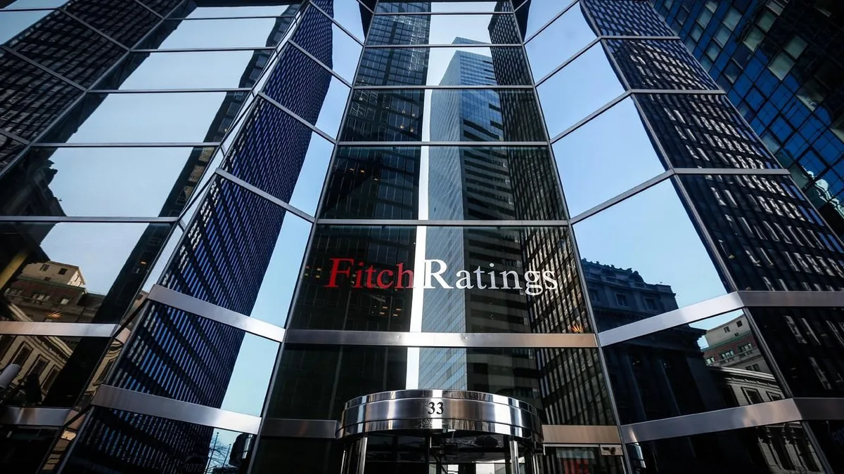 Fitch mette in guardia dai rischi crescenti per le società turche di leasing e factoring nel 2026-27