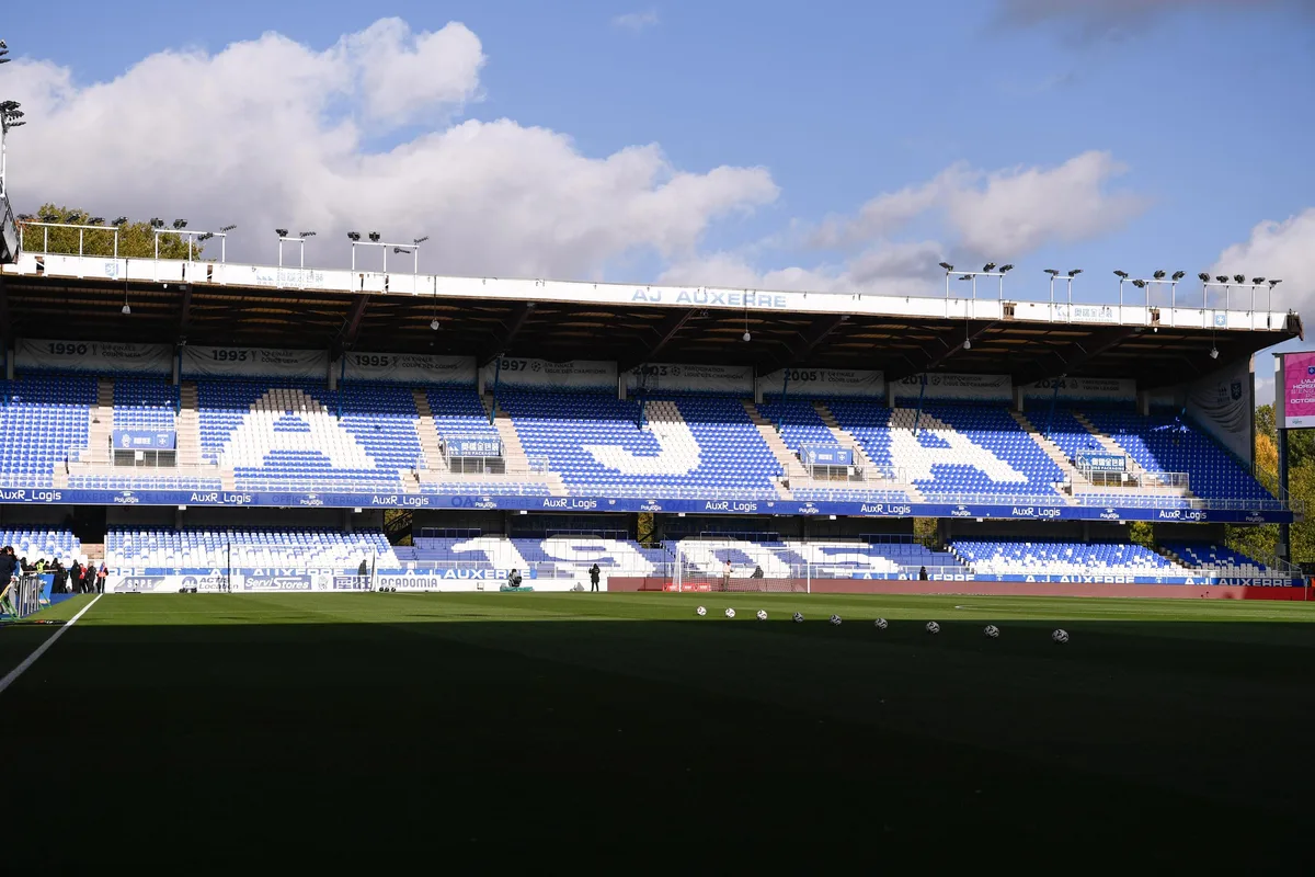 Muere a los 62 años Michel Pineda, exdelantero del Auxerre y el Espanyol