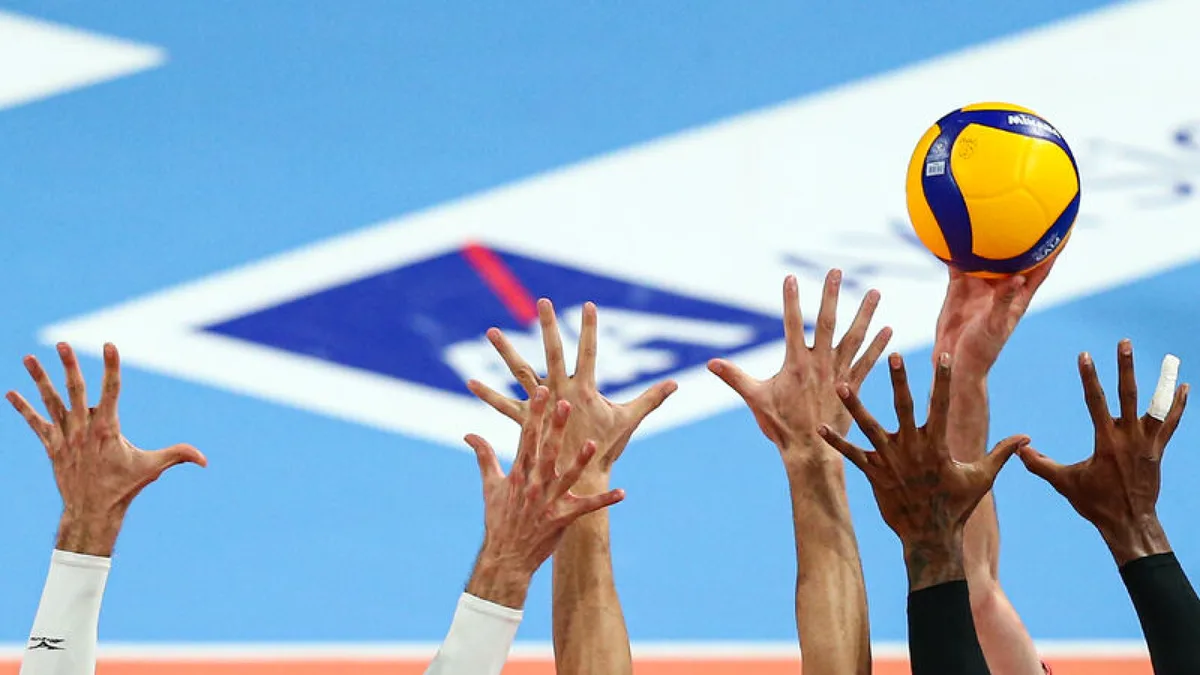 Fenerbahçe Medicana-Göztepe Yuppo Volleyball Match Postponed Due to Heavy Rain in Istanbul