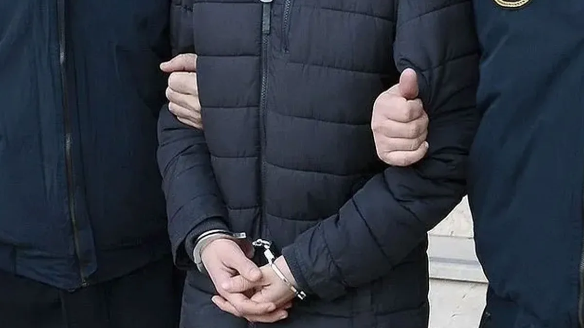 22 Verdächtige bei Einsatz in 12 Provinzen gegen mutmaßliche kriminelle Gruppe um Alihan Kuriş festgenommen
