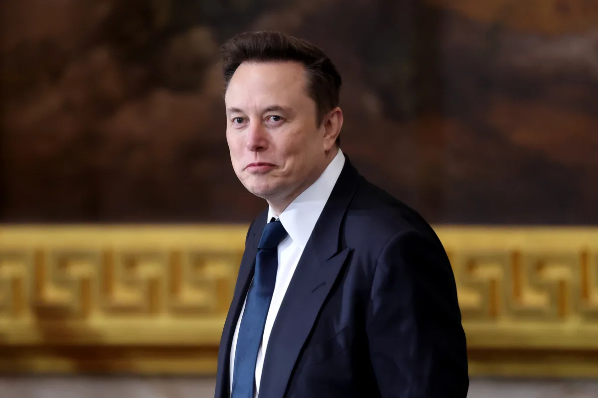 David Ellison Considers Elon Musk for Paramount Investment Amid Warner Bros. Merger