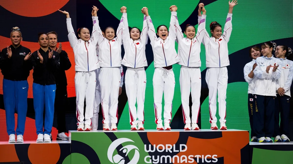 La Cina interrompe la serie di vittorie della squadra femminile USA ai Mondiali di ginnastica