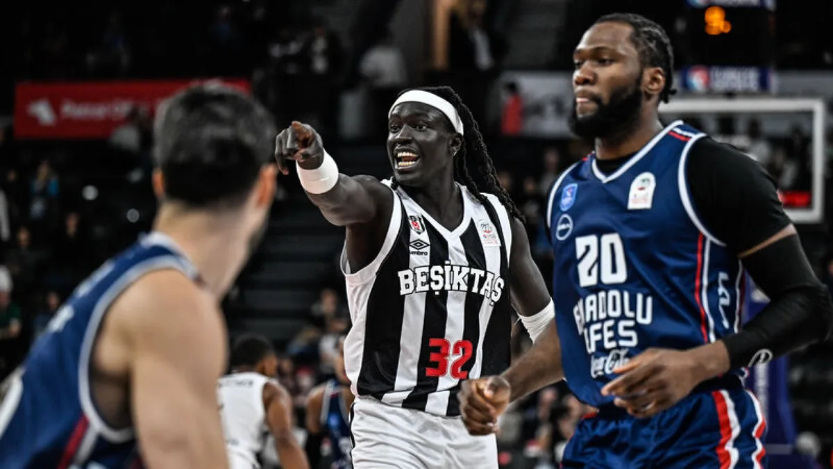 Anadolu Efes ospita il Beşiktaş nel derby turco di EuroLeague