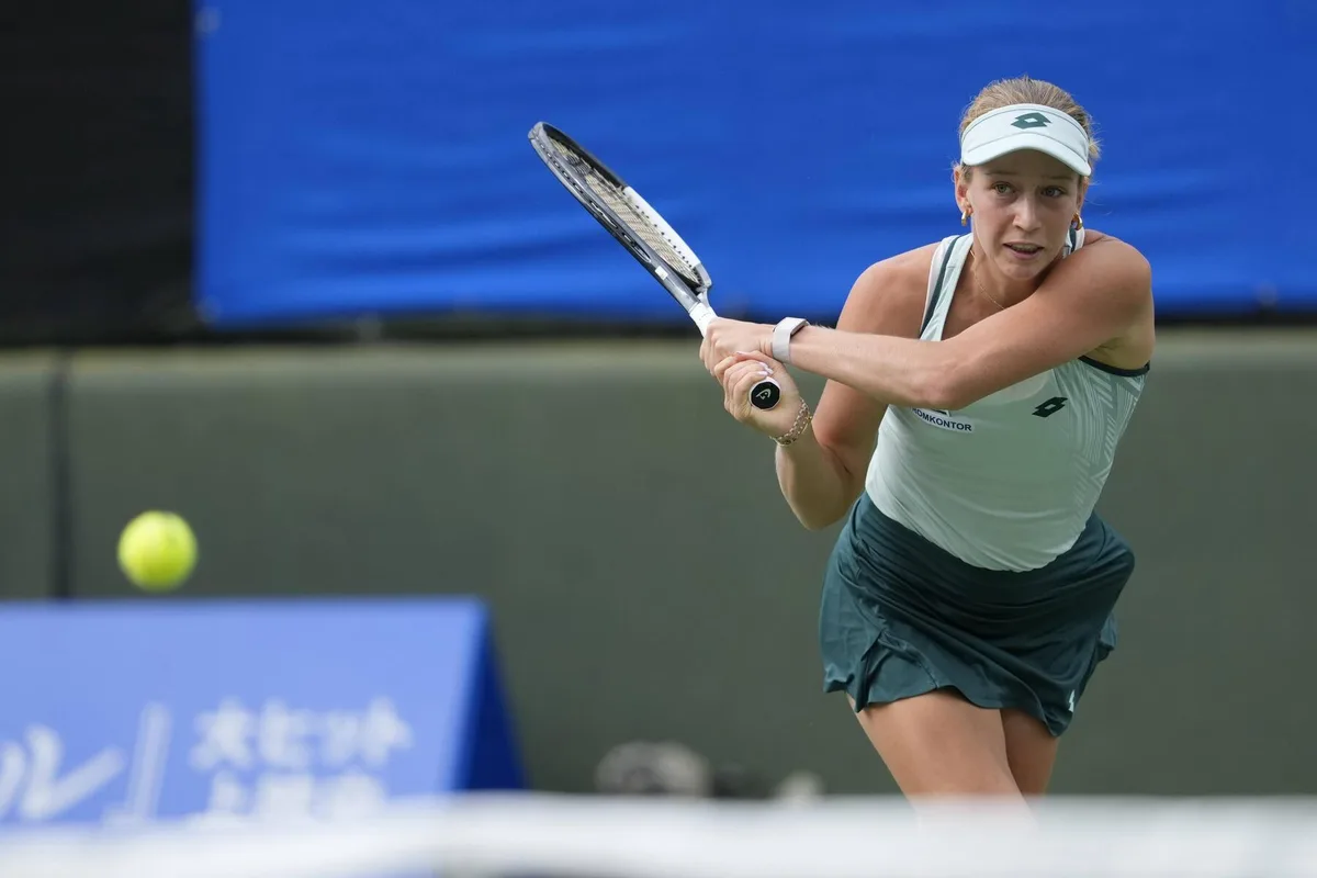 Sinja Kraus verliest van Paula Badosa in de tweede ronde van het WTA 250-toernooi in Guangzhou