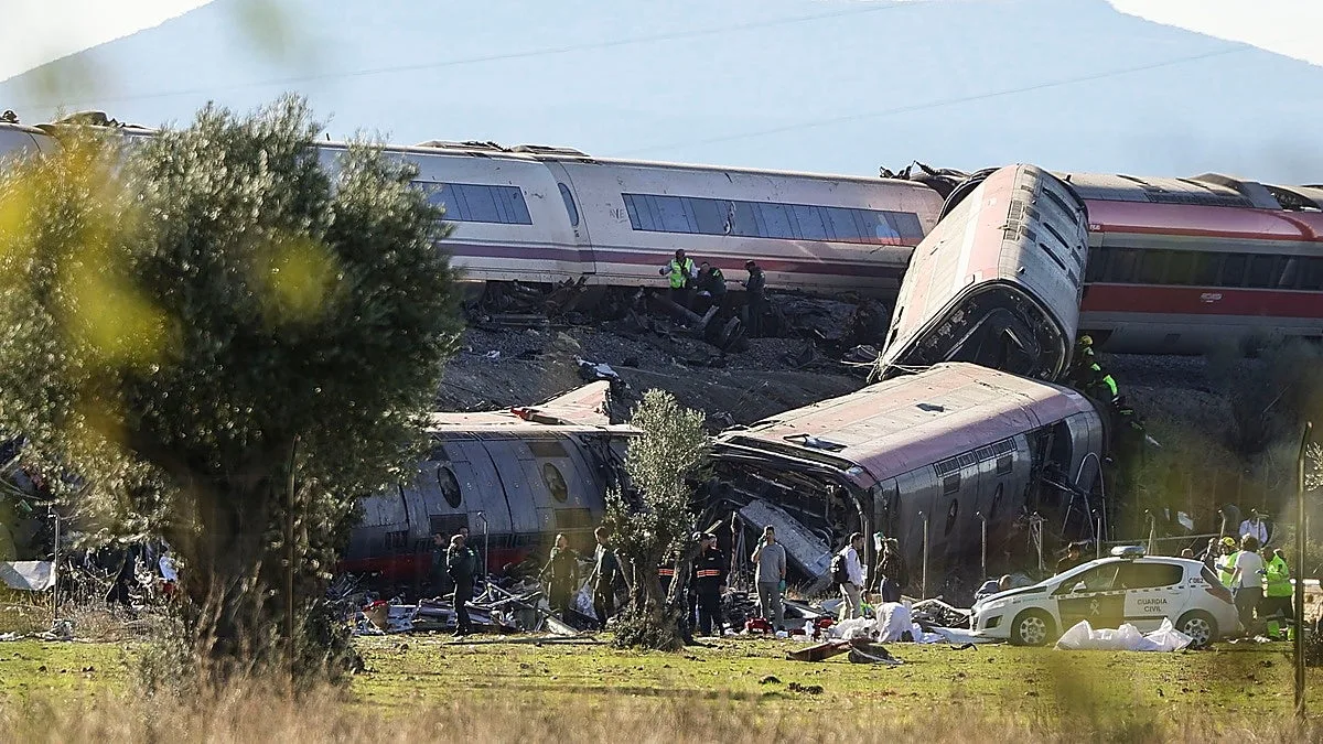 Luchtbeelden tonen de omvang van het treinongeluk in Urda, Toledo