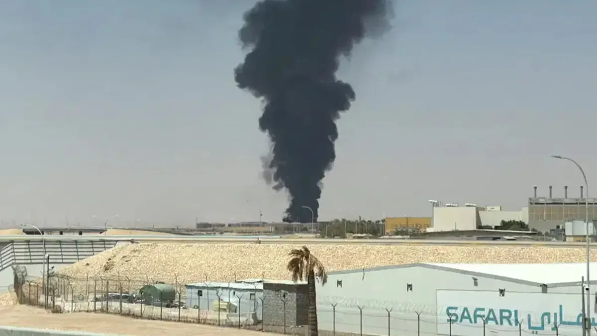 L’Arabia Saudita dirama un’allerta preventiva dopo quattro esplosioni udite a Riad
