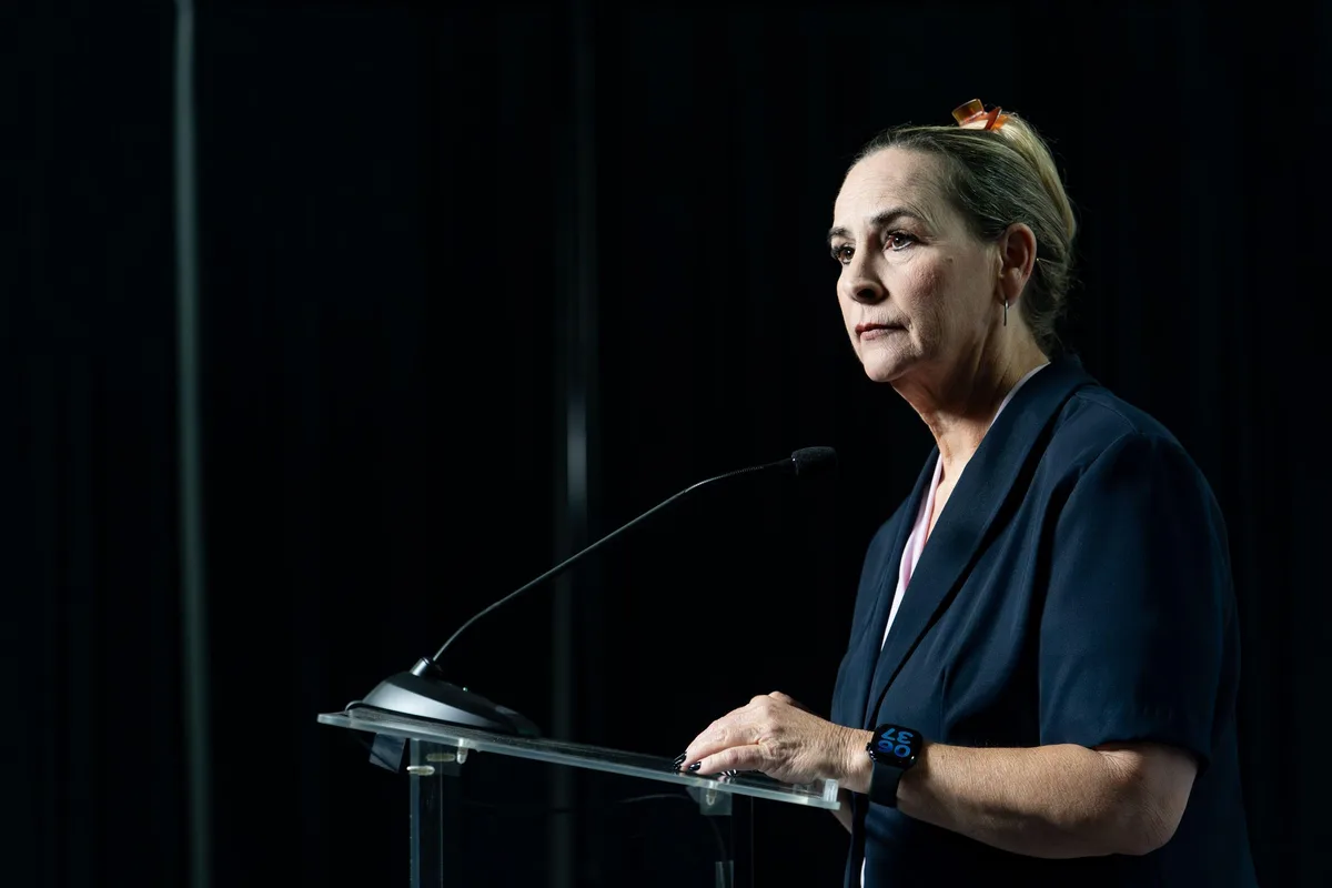 Arizona Kongre Adayı Bernadette Greene-Placentia Tecavüz Olayını Bildirdi