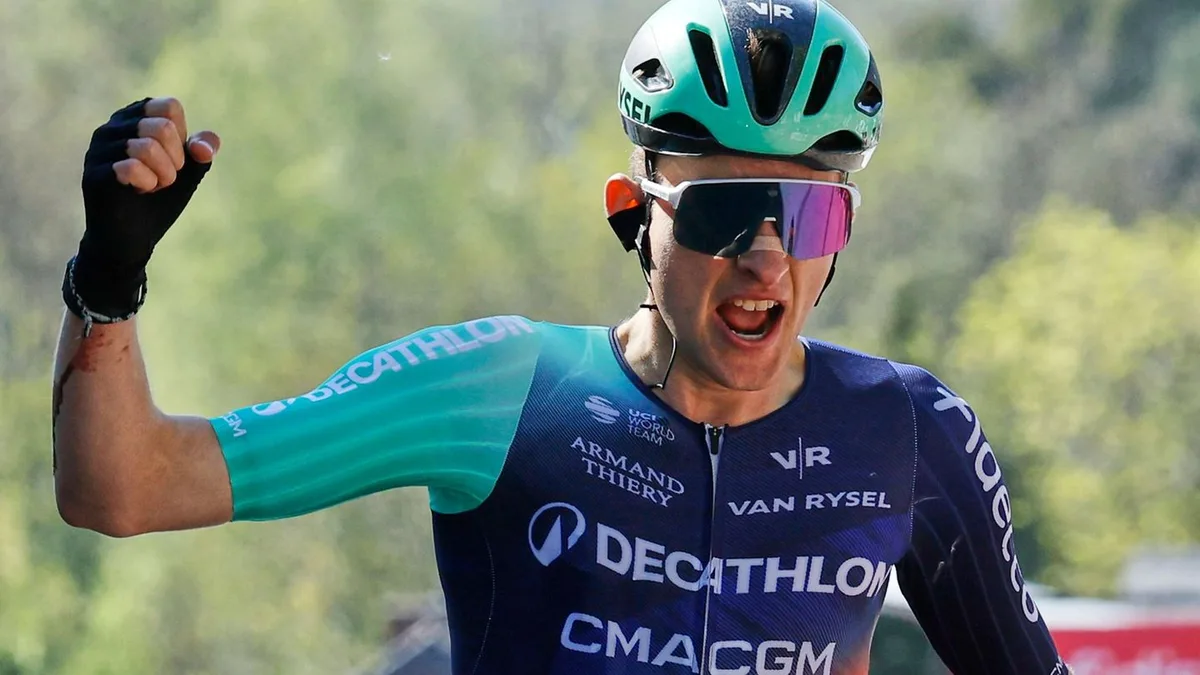 Paul Seixas wird jüngster Sieger des Radrennens Il Lombardia