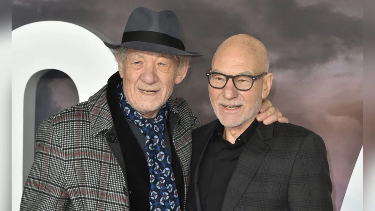 Ian McKellen brengt na zijn dood een eerbetoon aan vriend Patrick Stewart