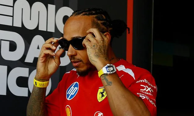 Lewis Hamilton zegt dat hij anders is dan elke andere F1-coureur en tot in zijn veertigste wil racen