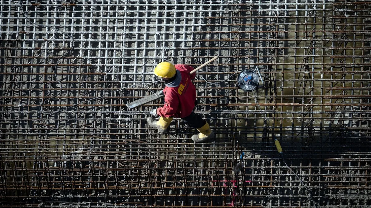 Las empresas alemanas prevén recortar algo menos de empleos al mejorar la confianza en la economía